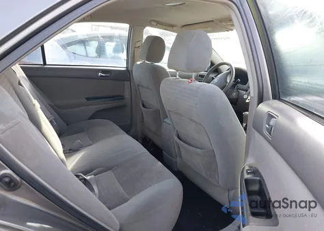 2005 Toyota Camry Le from USA, damaged, VIN 4T1BE32K55U527425